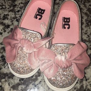 Glittery toddler pink shoes